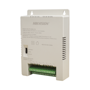 Fuente de Poder Regulada 12 Vcc | 13.5 Vcc | 15 Vcc para 16 Cámaras | 16 Amp (1 Amp por Salida) | Voltaje de Entrada 90 - 130 VCA | Soporta 4K | Modo para Largas Distancias