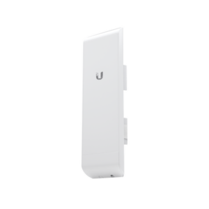 NanoStation airMAX M2 CPE, hasta 150 Mbps, frecuencia 2 GHz (2412-2462 MHz) con antena integrada de 11 dBi
