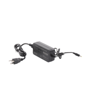 Fuente de poder con Cables de Extensión para Mayor Alcance 12 Vcc | 5 Amperes | Profesional | 0.5 metros a la toma de alimentación | 0.5 metros a la conexión del dispositivo