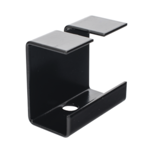 Grapa de Suspensión para Escalera Tubular de 1.5" de Peralte y 12" de Ancho, Acabado con Pintura Epóxica Color Negro, Ideal para la Suspensión Segura de la Escalera Tubular en Instalaciones Aéreas