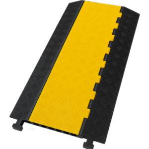 Protector de Cable de 3 Canales | Base de Goma y Tapa de Plástico | Tamaño del Canal 56x55MM | Capacidad de Carga 6.1 Toneladas | Longitud 90 cm | Ancho del Contorno 50 cm | Altura 7.5 cm | Color Amarillo-Negro | Material Hule